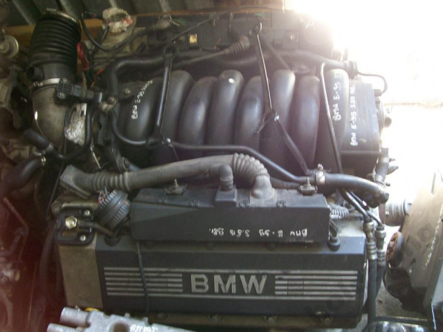 Двигатель (без навесного оборудования) BMW E38 E39 535i 735i V8 M62