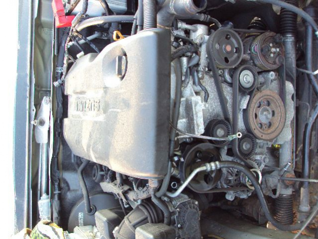 SUZUKI GRAND VITARA двигатель в сборе 2.4i J24b