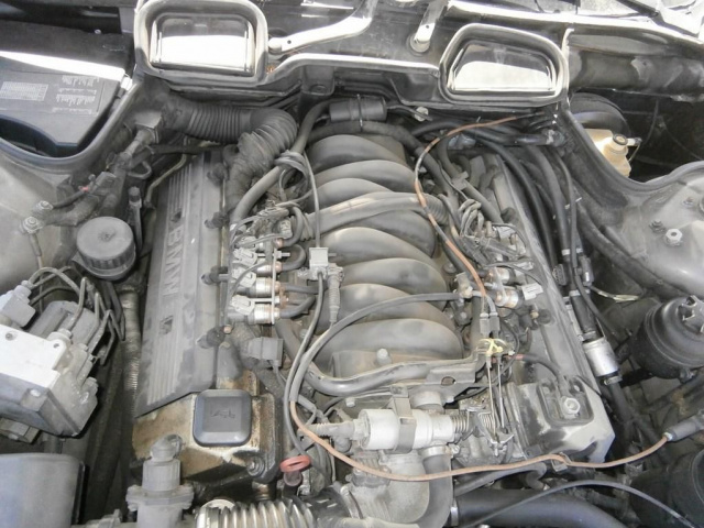 Двигатель в сборе BMW 7 E38 3, 0 V8 730i