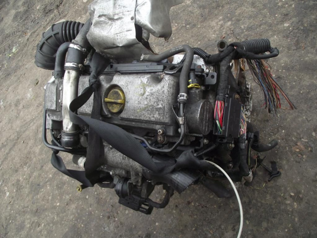 Двигатель 2.2 DTI 90400240 OPEL VAUXHAL SAAB - без навесного оборудования
