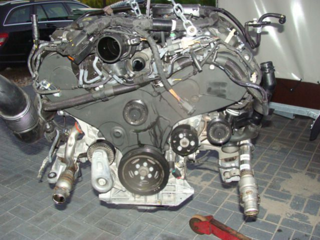 LAND ROVER RANGE двигатель 3.0D V6 306 DT 2014