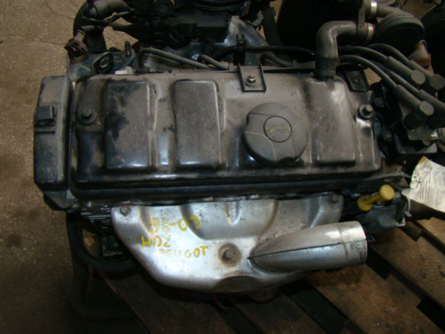 106 Saxo Peugeot Citroen двигатель 1, 1 98г. HDZ 10FP4X