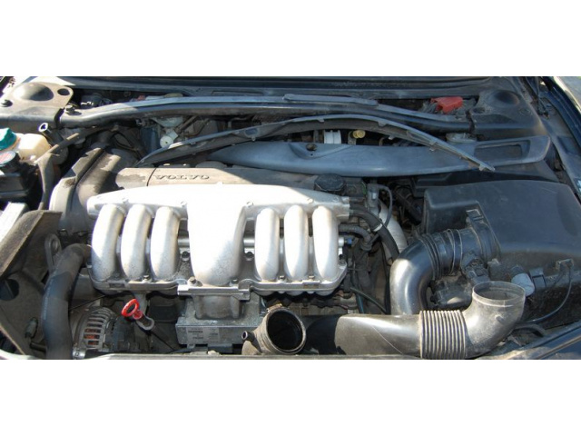 Двигатель бензин 2.9 VOLVO S80 B6304S3 131000 миль