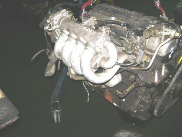 Двигатель MAZDA 1.5 16V ZL 323 po 2001г.