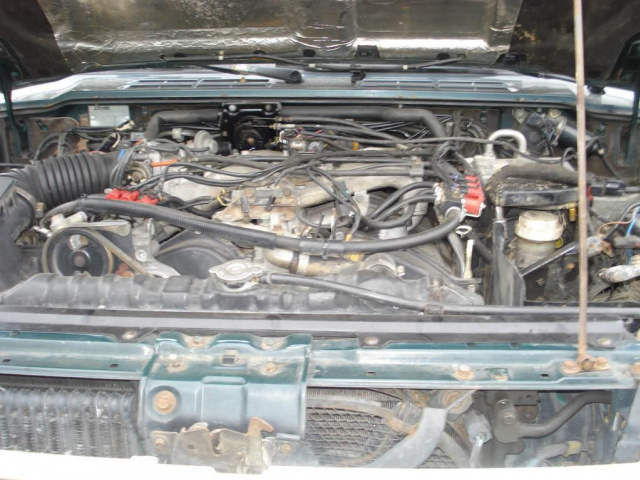 Mitsubishi Pajero II 1997 3, 0 V6 двигатель