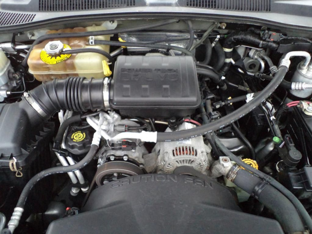 JEEP CHEROKEE LIBERTY 3.7 V6 двигатель