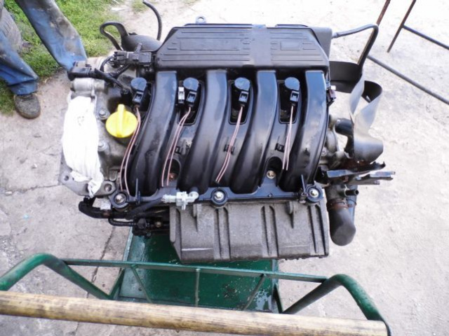 RENAULT LAGUNA II двигатель 1.8 16 V