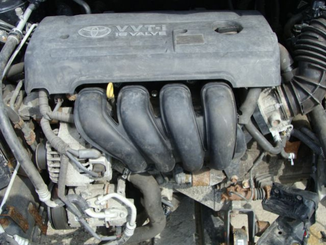 Toyota Corolla Verso 1.8 VVTI 2006г. двигатель E1Z