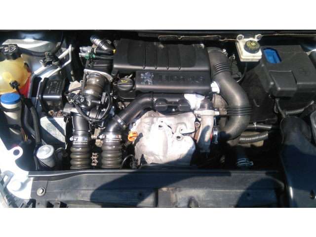 Peugeot Citroen двигатель 1.6 HDI 90 km в сборе