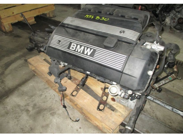 BMW E60 3.0 231 л.с. M54B30 двигатель коробка передач 6 в сборе