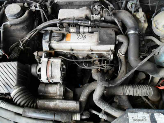 VW PASSAT B3 1.8 G60 SYNCRO двигатель модель ДВС PG