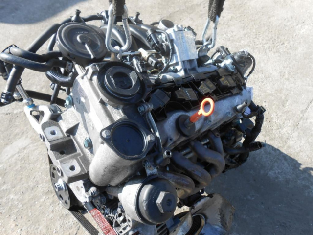 Двигатель VW GOLF 5 1.6 FSI BAG 04 год 147 тыс KM