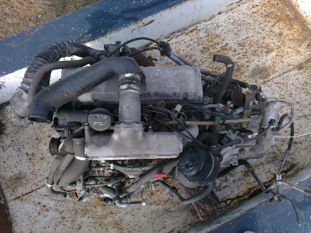 Двигатель Mercedes Vito в сборе 110d поврежденный