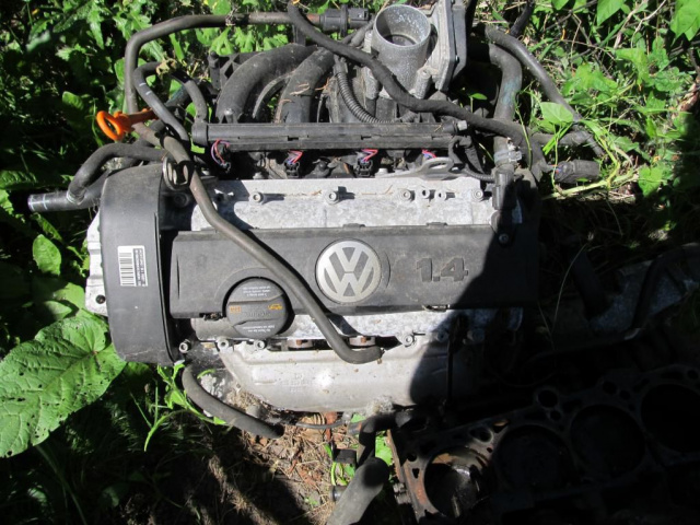 VW GOLF VI 1, 4 бензин двигатель CGG запчасти 2009 год