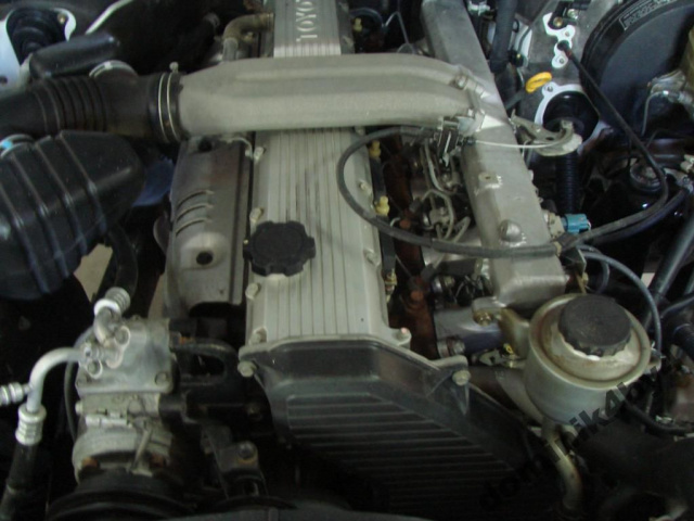 Toyota Land Cruiser двигатель 4.2 1-HZ HZJ 105