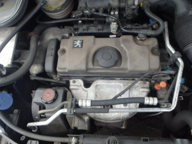Двигатель Peugeot 206, 1.4 бензин в сборе