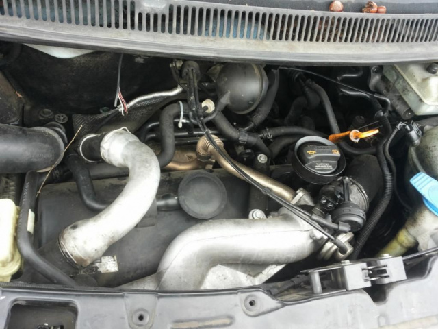 VW TRANSPORTER T5 2.5 TDI AXD двигатель гарантия