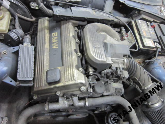 BMW E36 318is 318 is - двигатель в сборе 1, 8 M44
