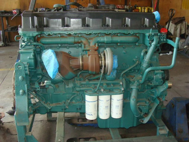 VOLVO FH 13 двигатель 2010 EURO 5 пробег 150 тыс.