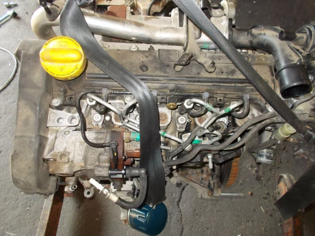RENAULT CLIO III MODUS двигатель K9KT766 насос + форсунка