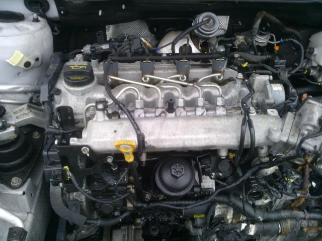 HYUNDAI i30 KIA CEED 1.6 CRDI 115 л.с. двигатель