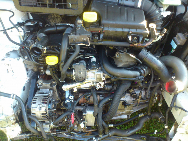 Двигатель Renault Trafic Opel Vivaro 2.0 DCI 2009г.