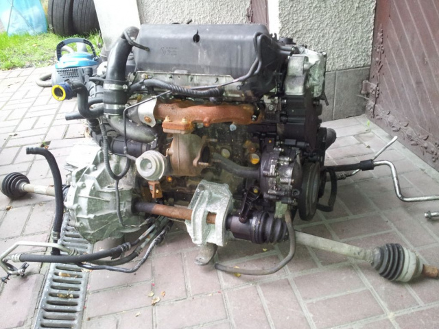 Двигатель 2.2 dCi Renault Vel Satis i и другие з/ч хороший !!!