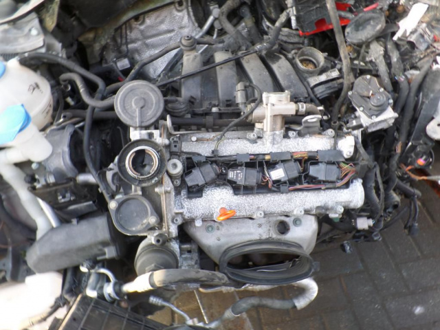 VW GOLF V 1.6 FSI двигатель голый 100% исправный