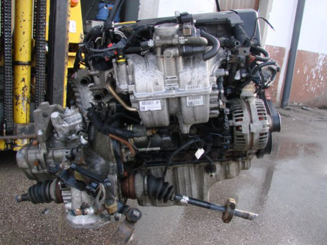 Двигатель OPEL VECTRA C 1.6 Z16XEP в сборе!!!!!