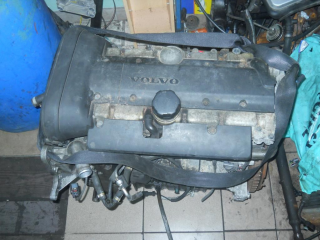 Двигатель VOLVO S60 T5 Отличное состояние