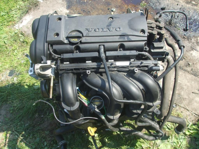 Двигатель VOLVO V50 S40 C30 FOCUS II 1.6 16V бензин