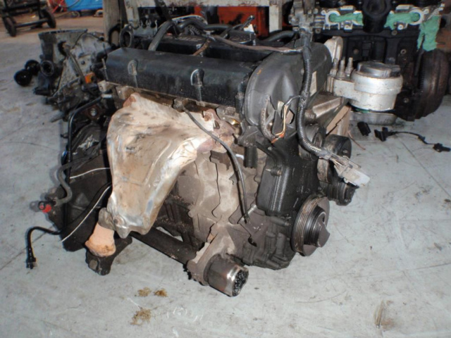 Двигатель Ford Focus MK2 1.4 Zetec SE в сборе 2002г.