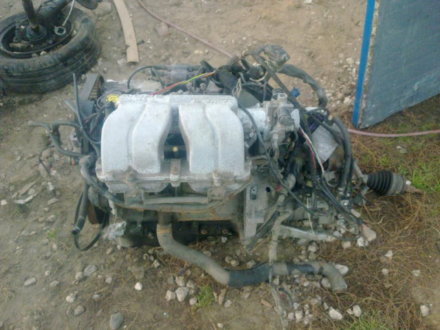 Двигатель CHRYSLER VOYAGER 2.4 16V + GRATISY
