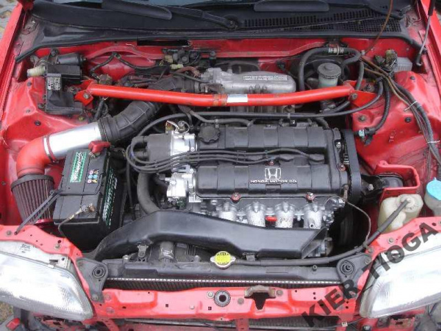 Honda CRX ED9 двигатель D16Z5 состояние отличное