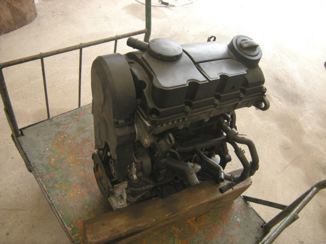 Двигатель 1.9TDI голый 06-10 VW T5 MULTIVAN TRANSPORT