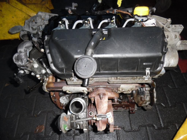Двигатель Renault Master 2.5DCI 09г. в сборе