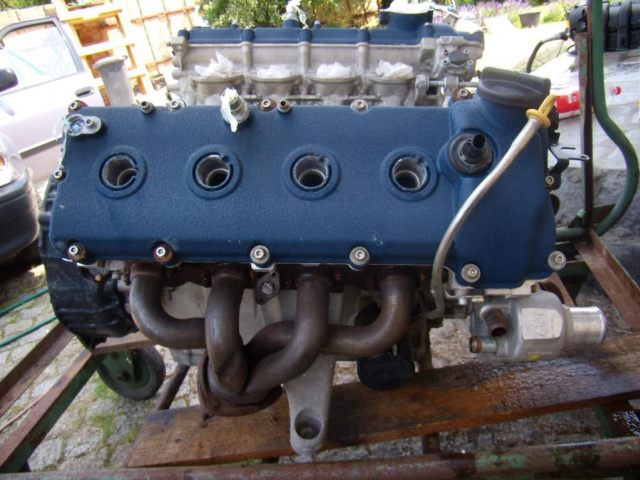 Двигатель Maserati 4, 2 V 8, 8 тыс km пробег