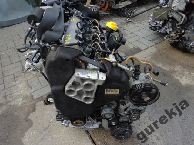 RENAULT LAGUNA SCENIC TRAFIC двигатель 1.9 DCI F9K