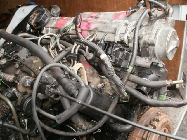 Двигатель Volvo V40 S40 Renault 1.9 TD 98г. в сборе