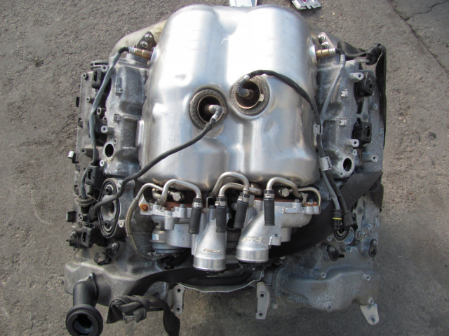BMW F10 M5 F16 F15 X5 X6 11r 560KM двигатель S63b44b