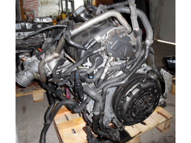 VW TOUAREG 2.5TDI двигатель в сборе BAC