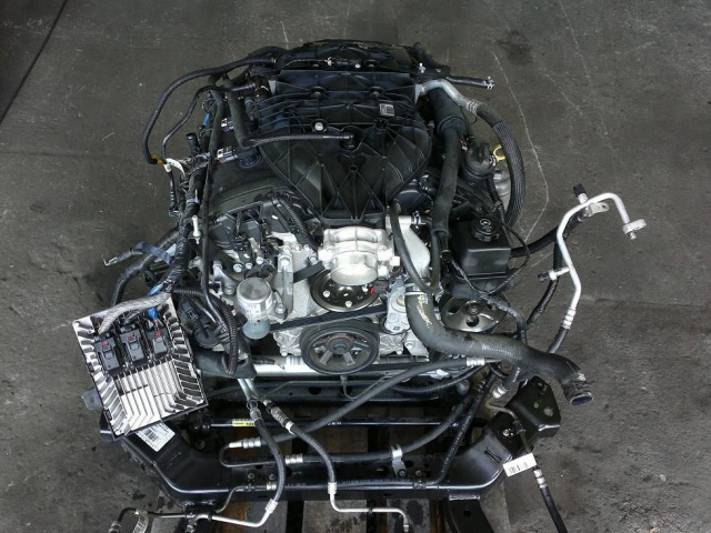 2012 CADILLAC 3.6 двигатель в сборе STS CTS