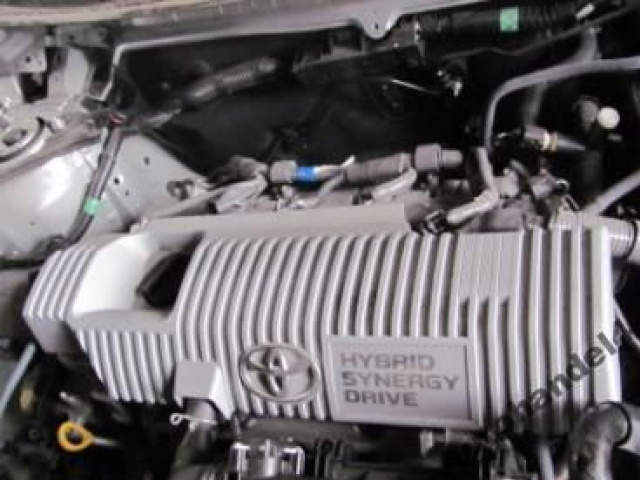 Двигатель TOYOTA PRIUS III 1.8 2010г..