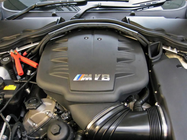 BMW M3 S65B40A 4.0 420KM двигатель 48TYS KM