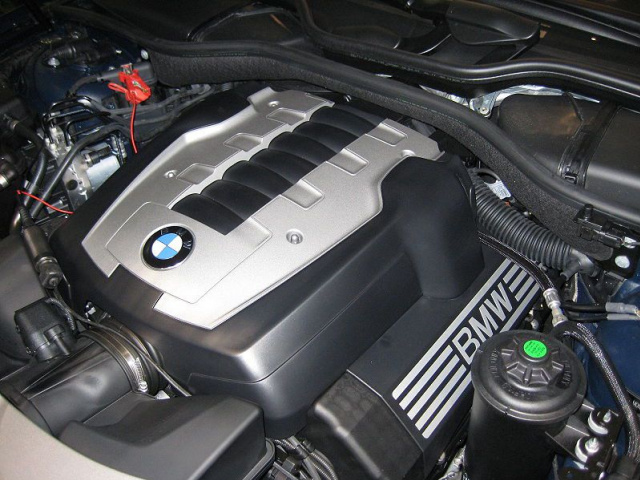 BMW e65 750i X5 e70 4.8V8 двигатель N62B48B