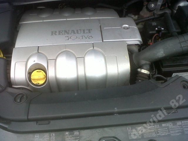 Двигатель 3.0 dV6 dci Renault Vel Satis w машине