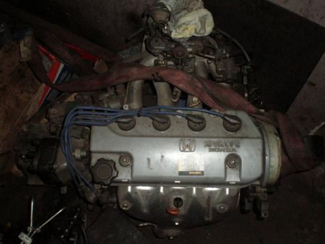 Двигатель, коробка передач kompletna Honda Civic d15b2