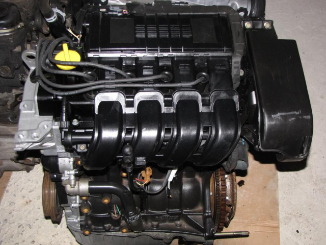 Двигатель RENAULT KANGOO CLIO 1.2 16V D4F 712 RADOM