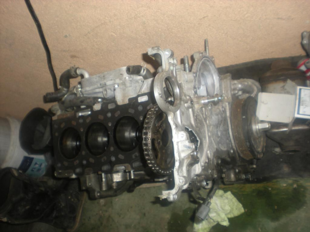 Двигатель TOYOTA 2.2 D4D 150 KM 2AD RAV 4 AVENSIS