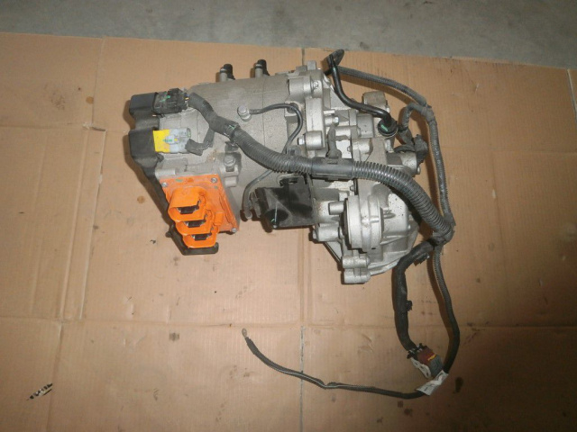 Двигатель ELEKTRYCZNY PEUGEOT 3008 DS5 HYBRID4 4X4